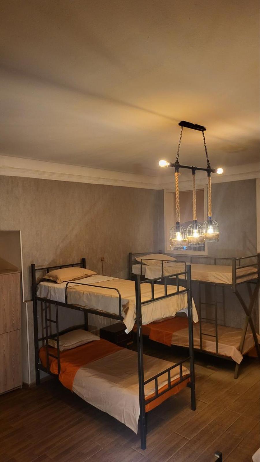 טביליסי Orbeliani Hostel חדר תמונה